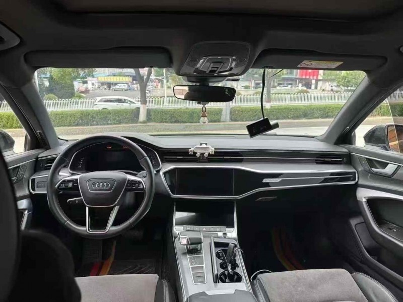 青岛20年奥迪A6L6