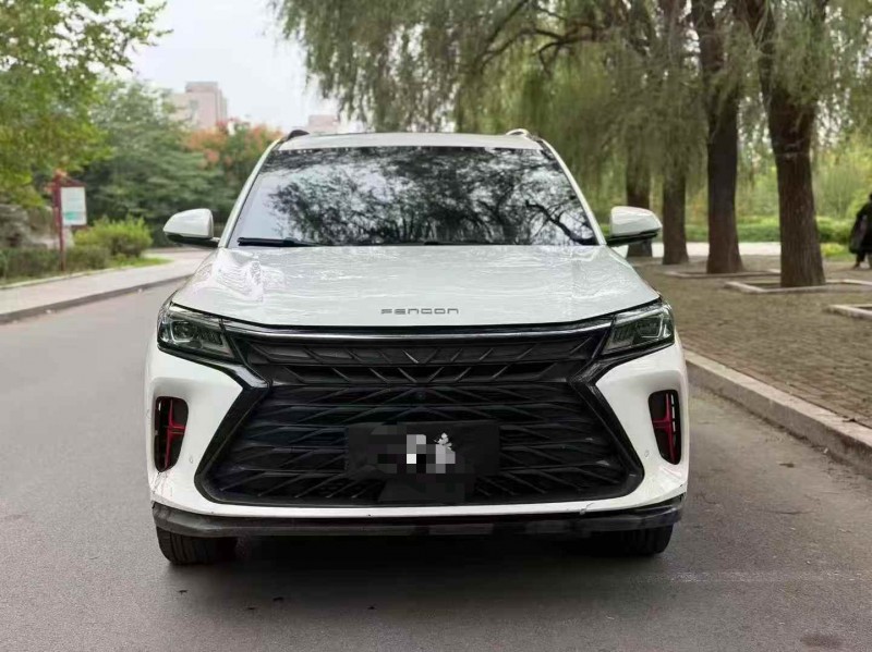 青岛22年东风风光1