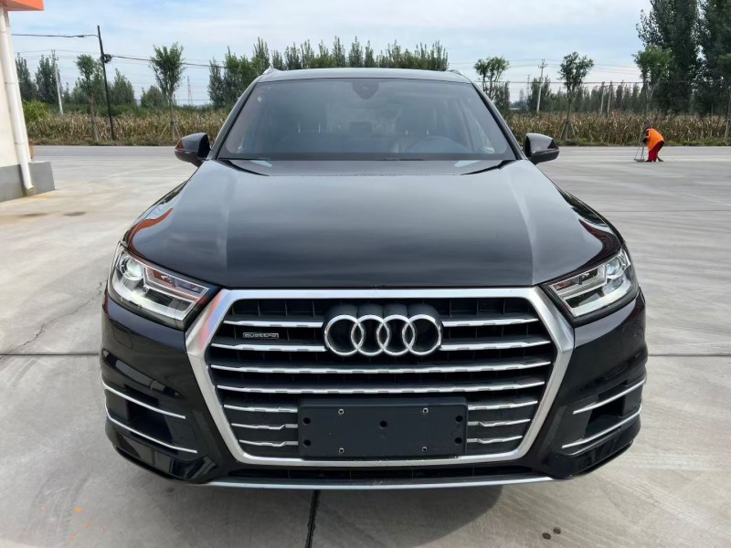 唐山19年奥迪Q71