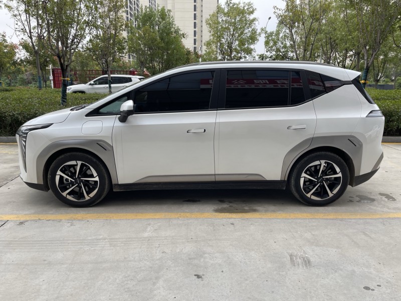 济宁23年传祺埃安Y7