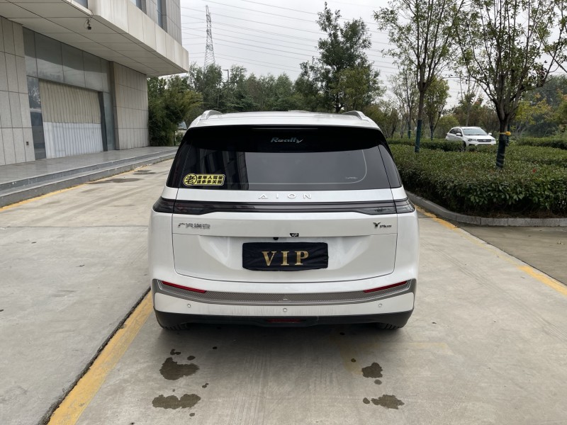 济宁23年传祺埃安Y9