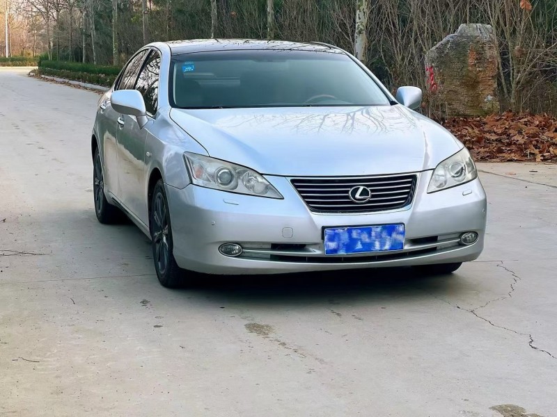 烟台10年雷克萨斯ES1