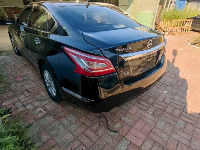 烟台13年日产天籁7