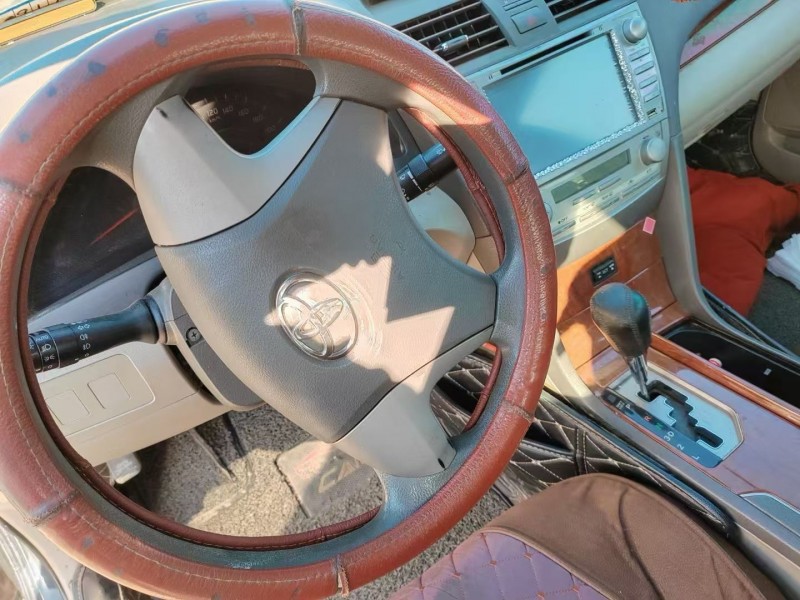 烟台14年丰田凯美瑞5