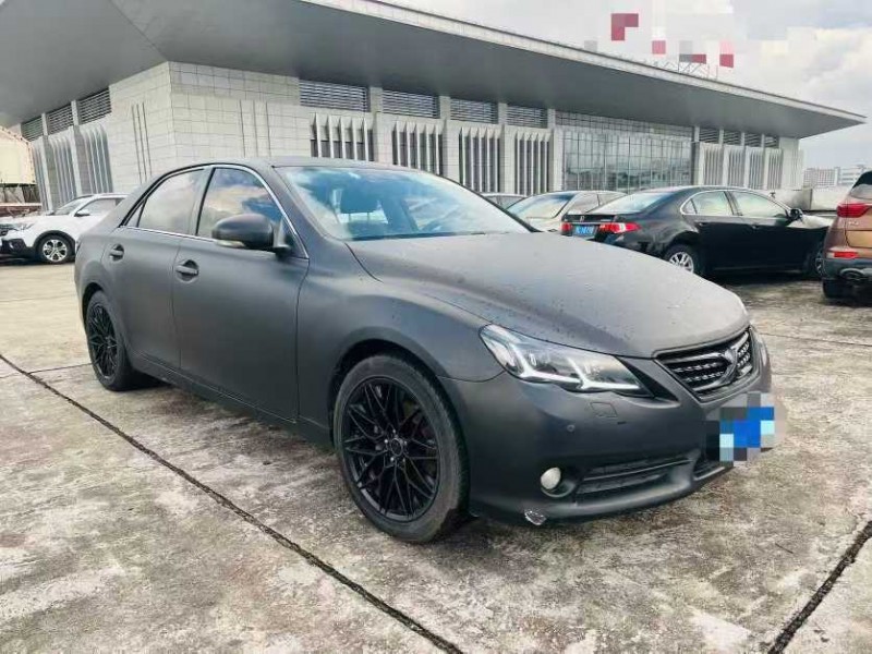 广州12年丰田锐志2