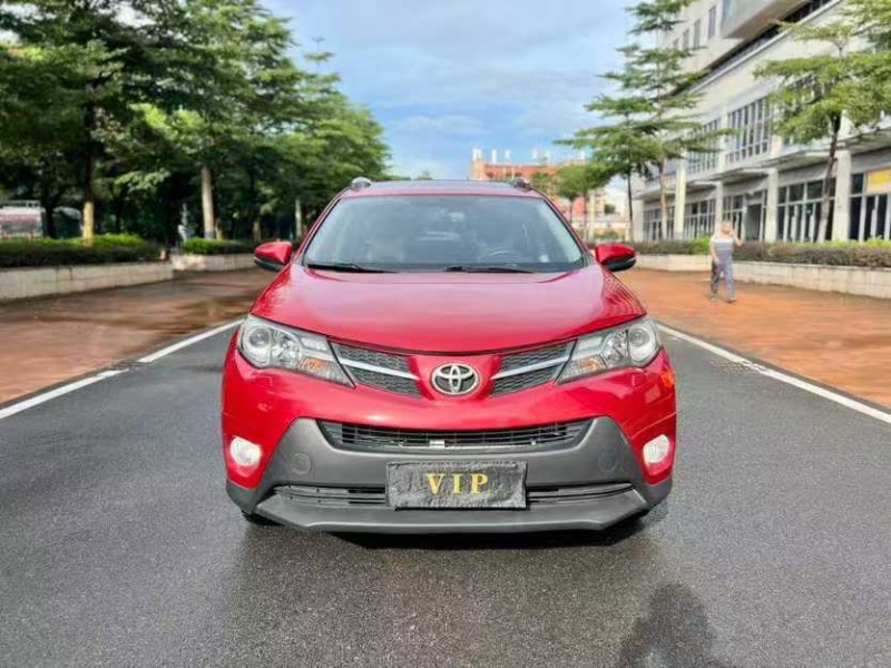 东莞15年丰田RAV4荣放1