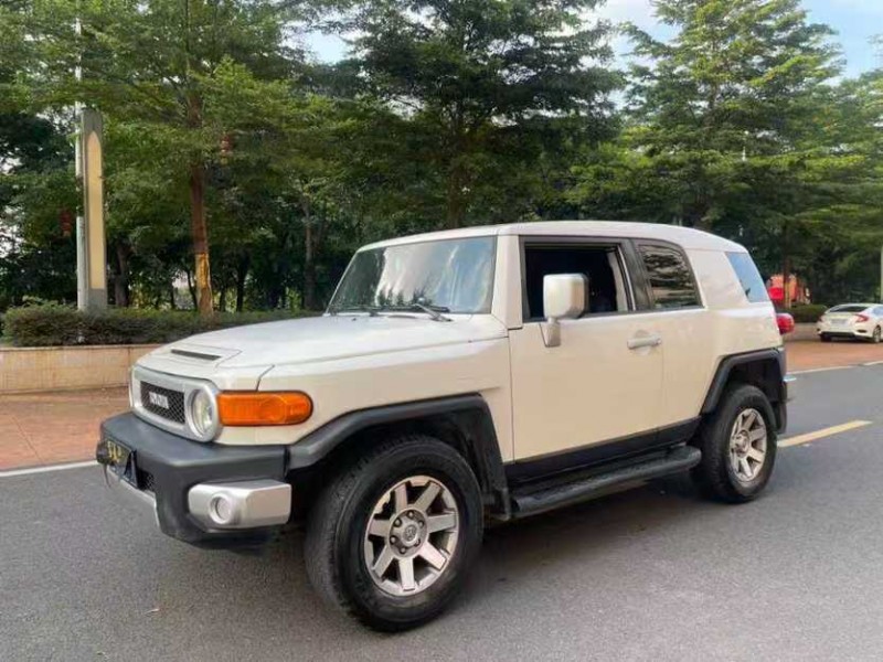 东莞18年丰田兰德酷路泽3