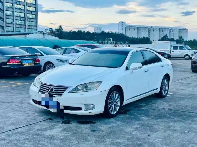 东莞12年雷克萨斯ES2