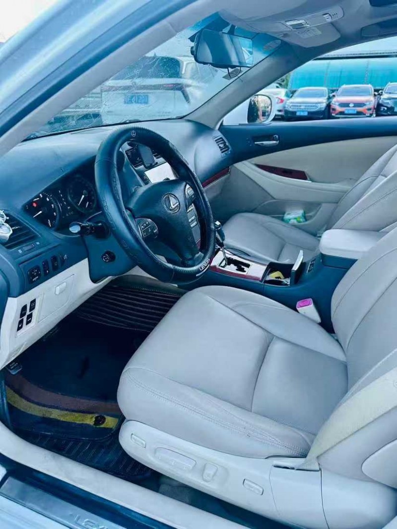东莞12年雷克萨斯ES7