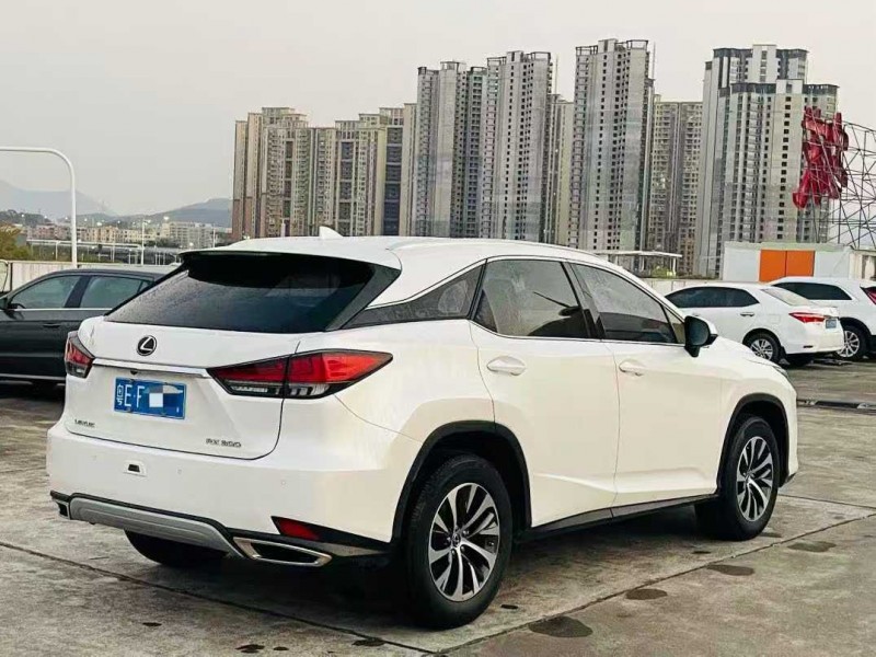 广州19年雷克萨斯RX9