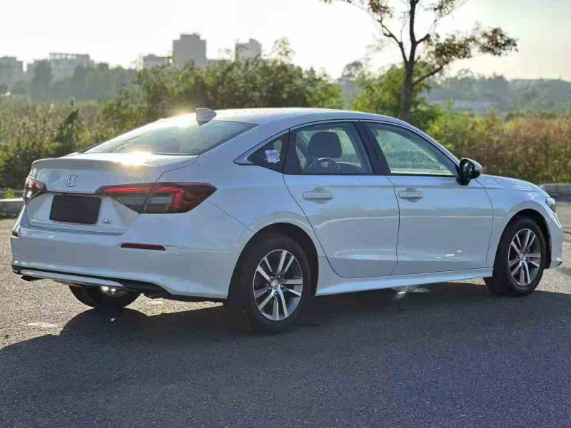 深圳25年本田思域8