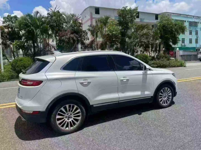 广州16年林肯MKC9