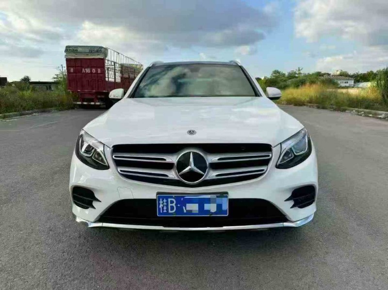北海18年奔驰GLC1