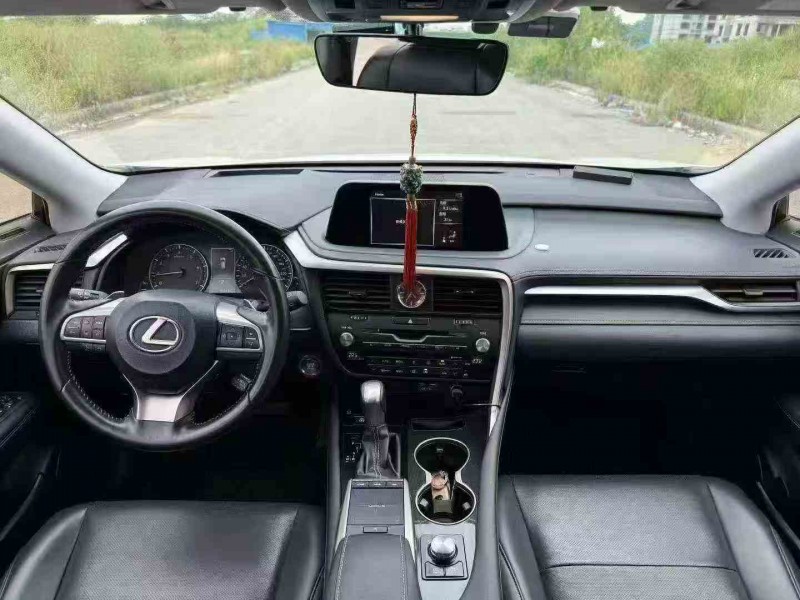 防城港20年雷克萨斯RX6