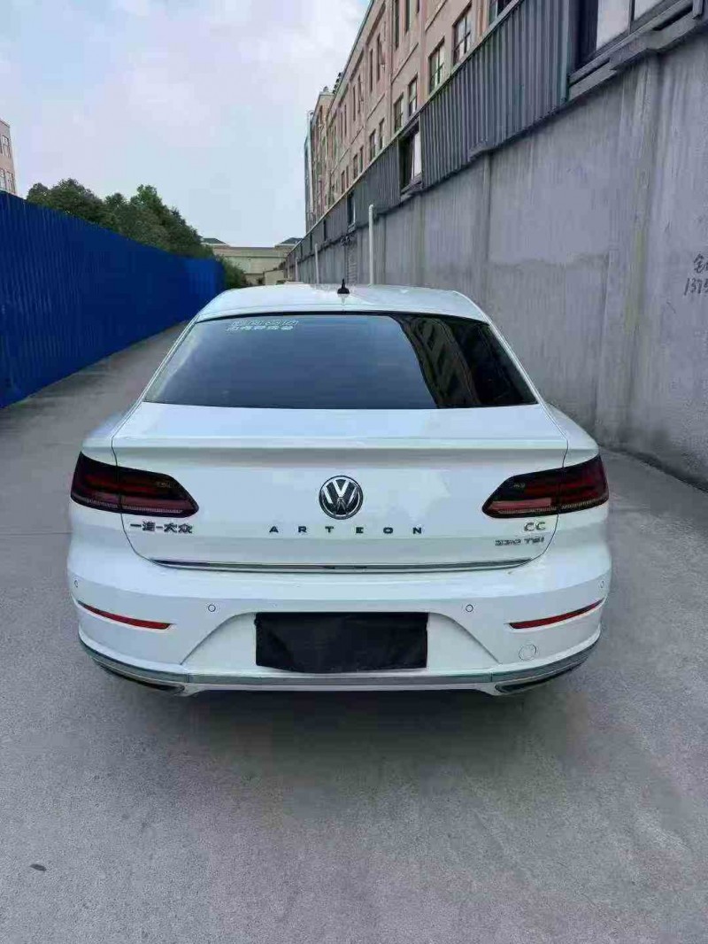 绍兴20年大众CC9