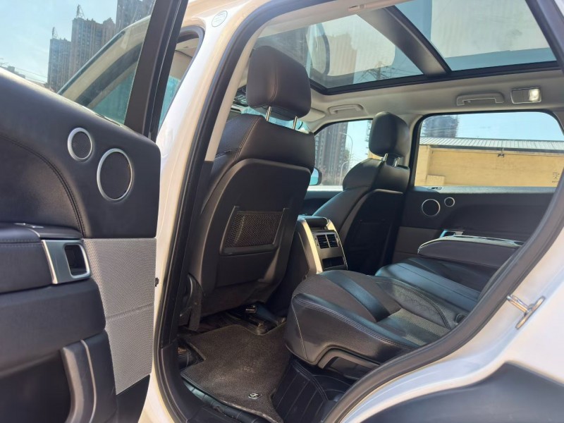 平顶山18年路虎揽胜运动6