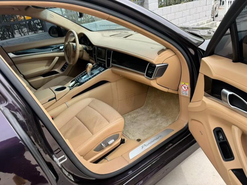 平顶山12年保时捷帕拉梅拉4