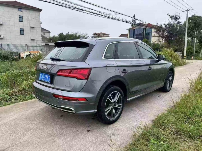 嘉兴20年奥迪Q58