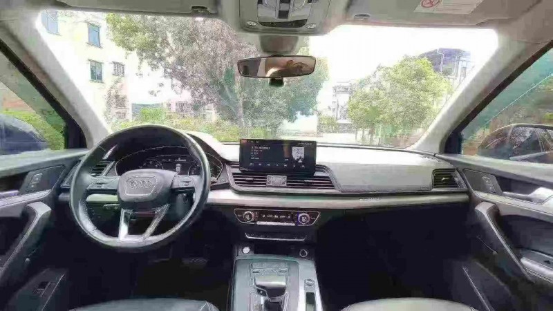 深圳20年奥迪Q54