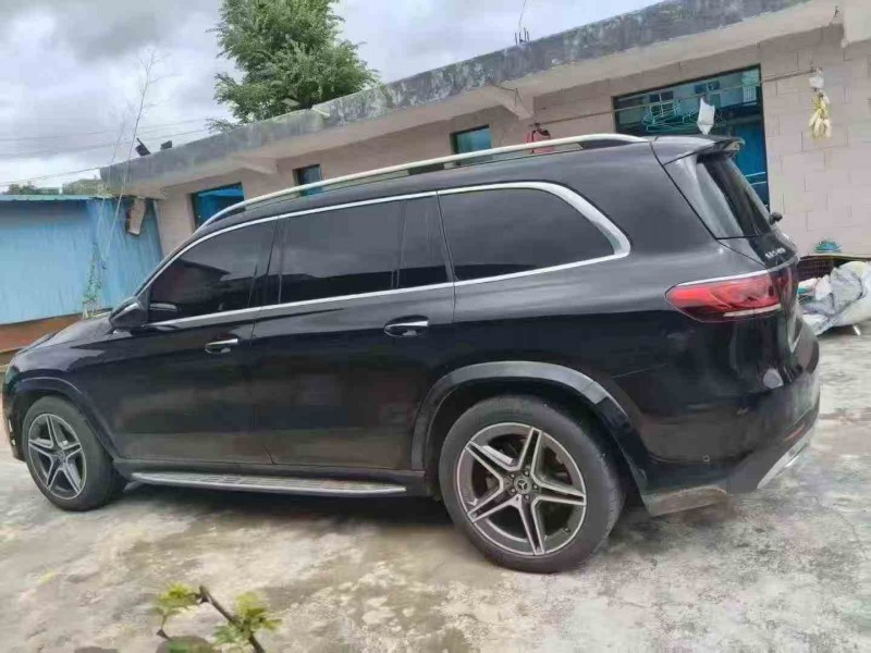 遵义23年奔驰GLS2