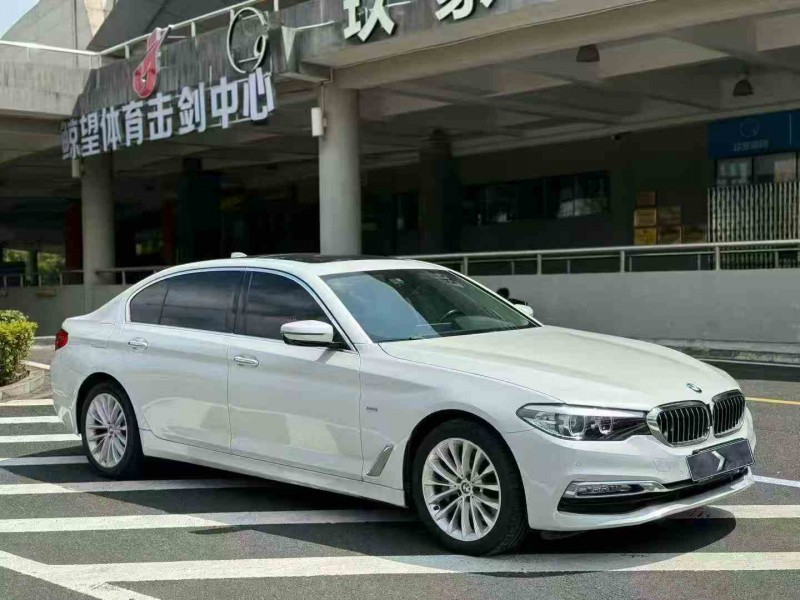 嘉兴18年宝马5系5