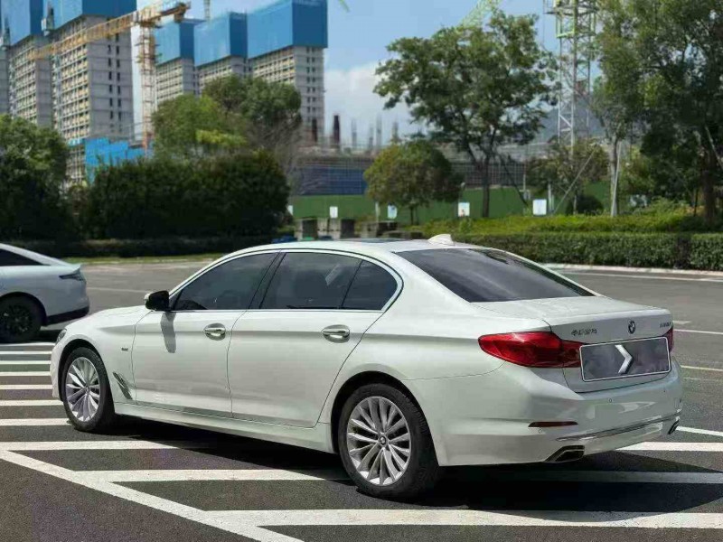 嘉兴18年宝马5系8