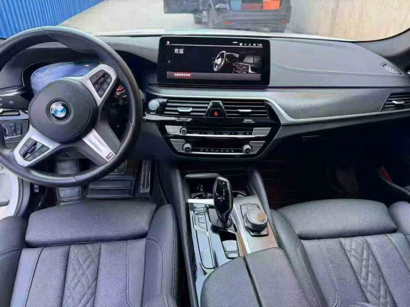 温州22年宝马5系4