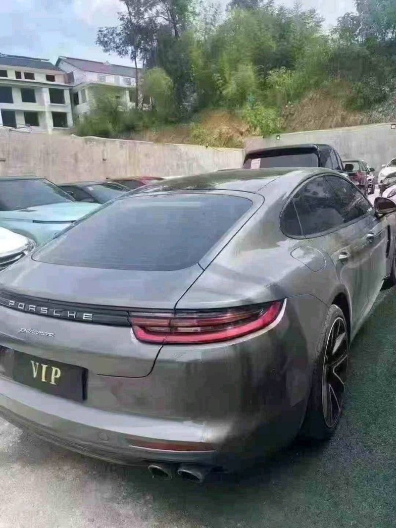 衡阳17年保时捷帕拉梅拉7