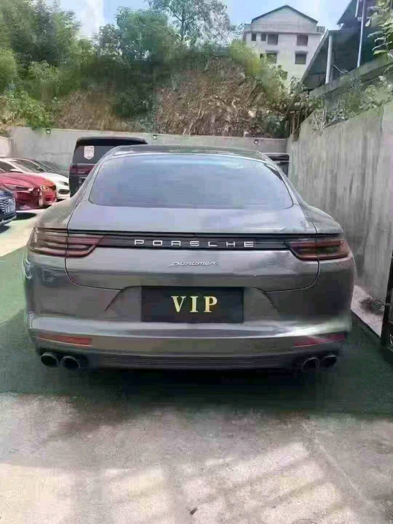 衡阳17年保时捷帕拉梅拉9