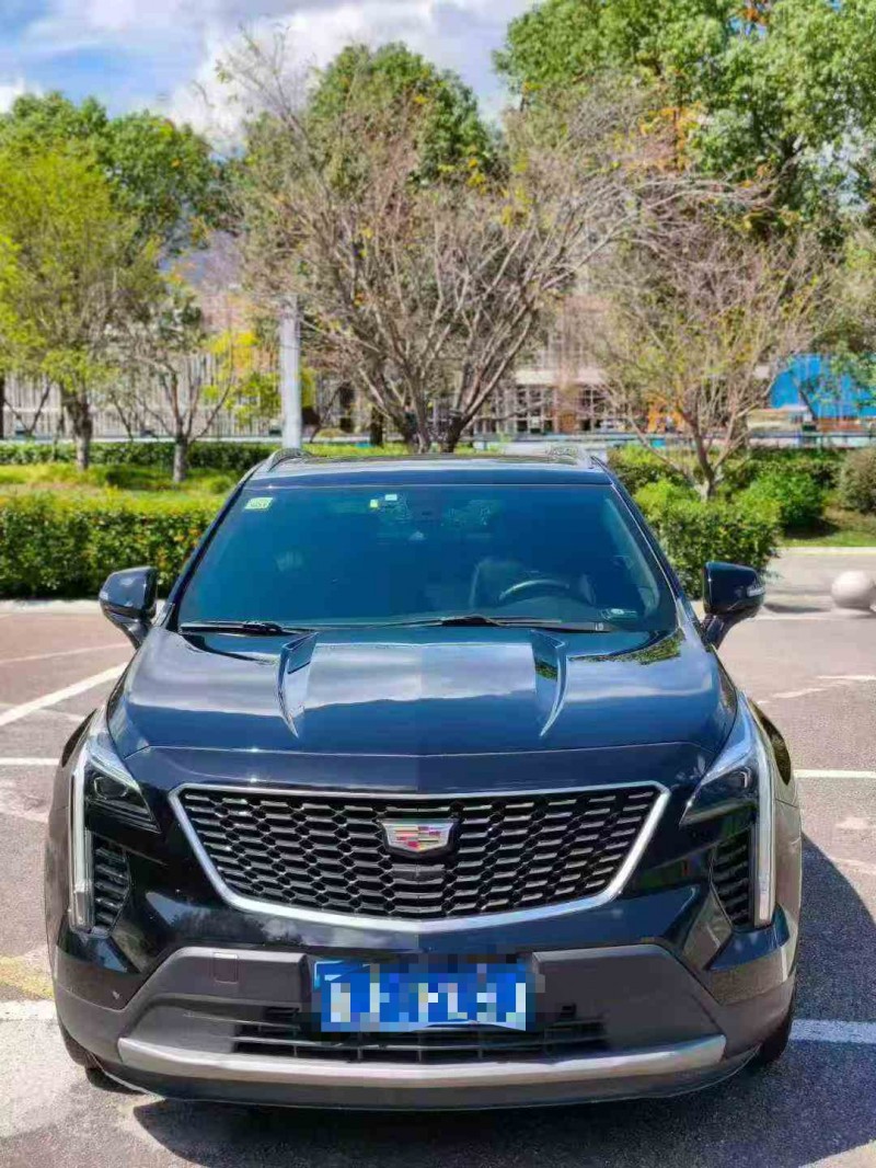 嘉兴19年凯迪拉克XT41