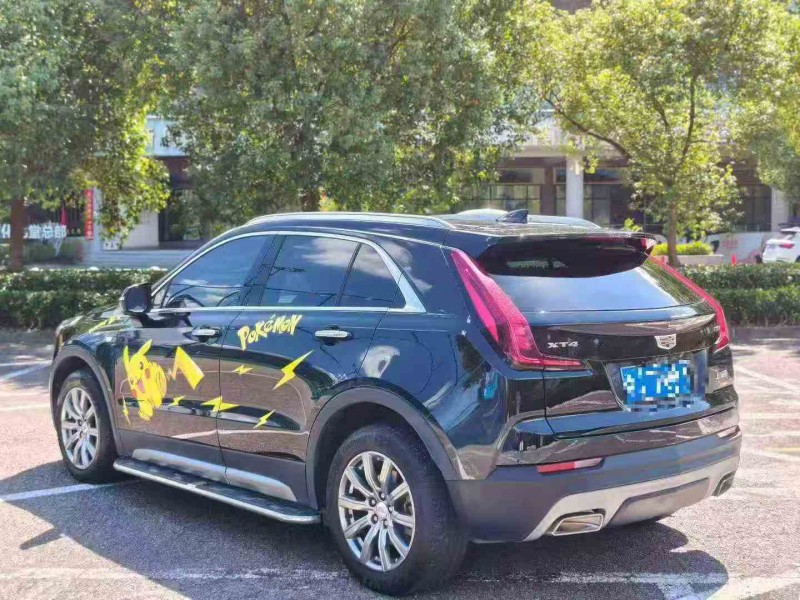 嘉兴19年凯迪拉克XT47