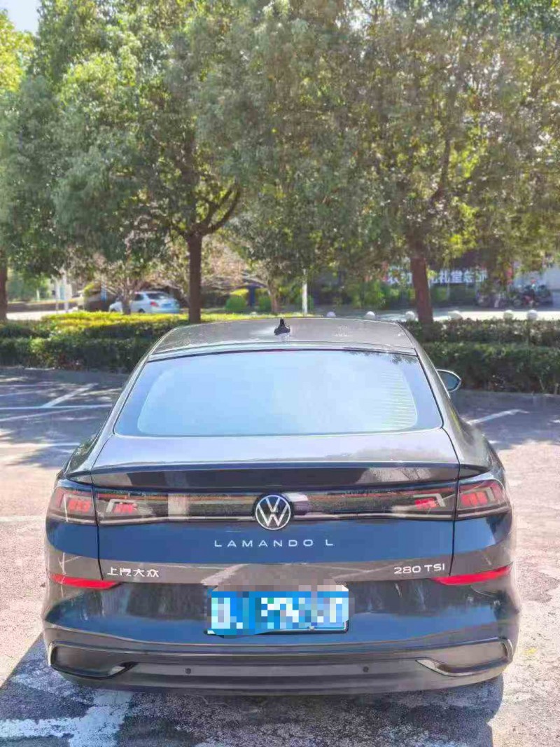 杭州23年大众凌渡9