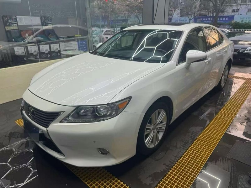 平顶山14年雷克萨斯ES3