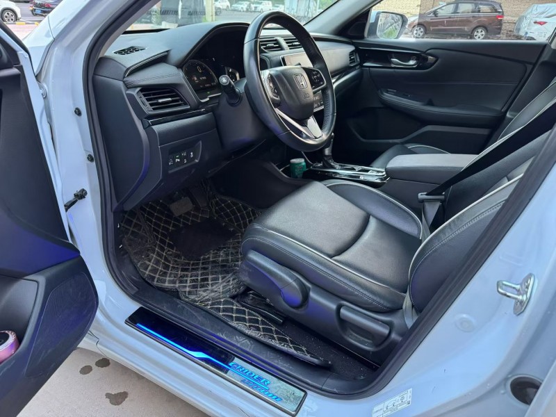 平顶山23年本田凌派4