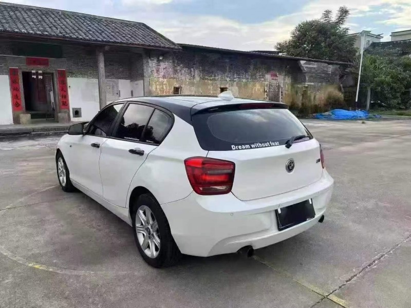 广州15年宝马1系8