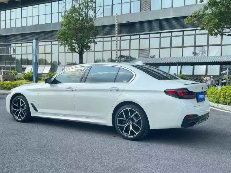 东莞22年宝马5系8