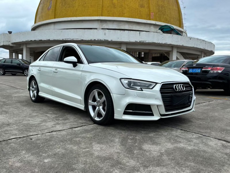 东莞18年奥迪A32