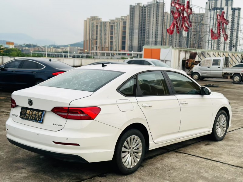 东莞19年大众朗逸9