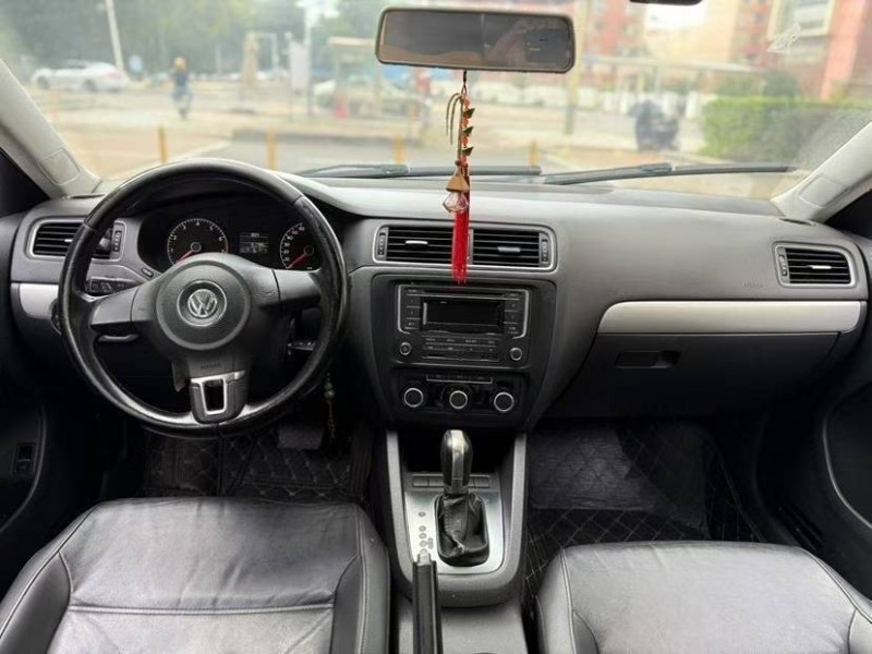 东莞14年大众捷达8