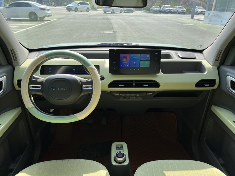 盐城24年吉利熊猫5