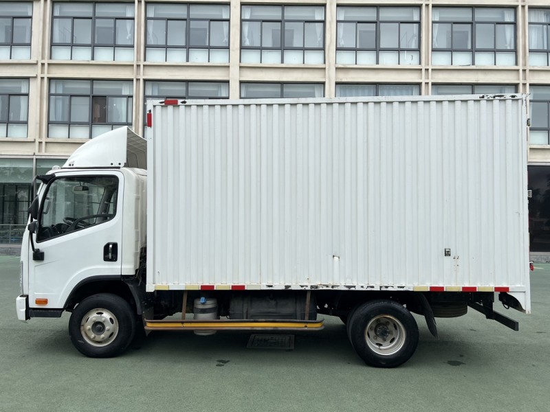 盐城22年解放箱货J69