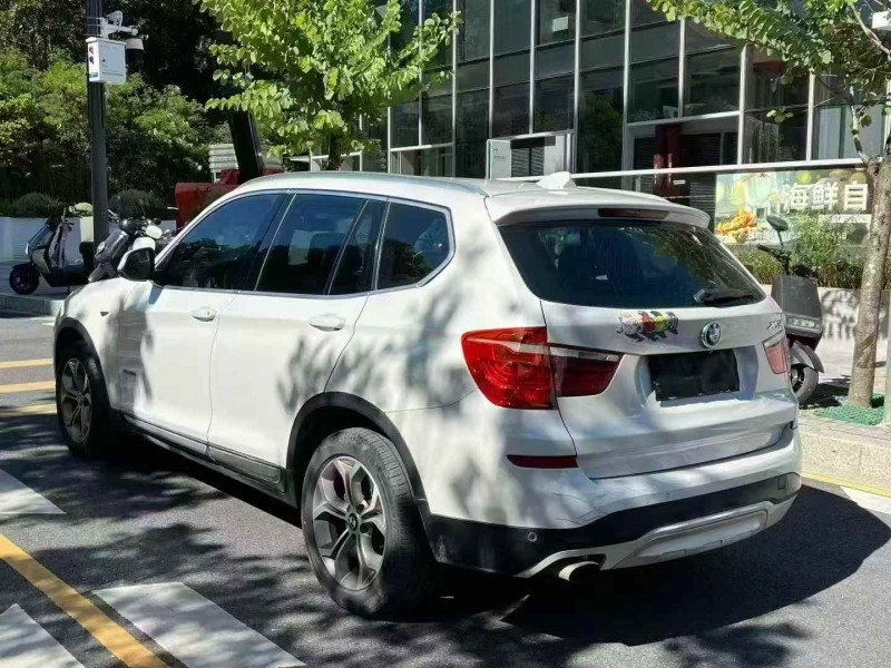 广州16年宝马X38