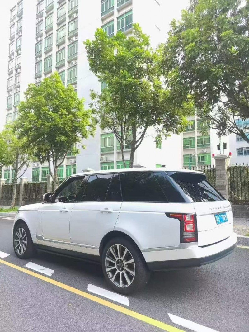 广州17年路虎揽胜行政7