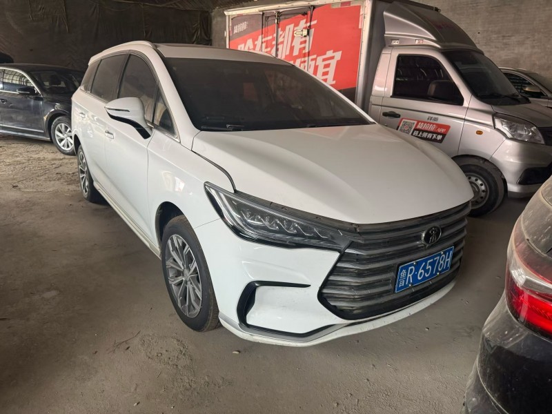 菏泽21年比亚迪宋2