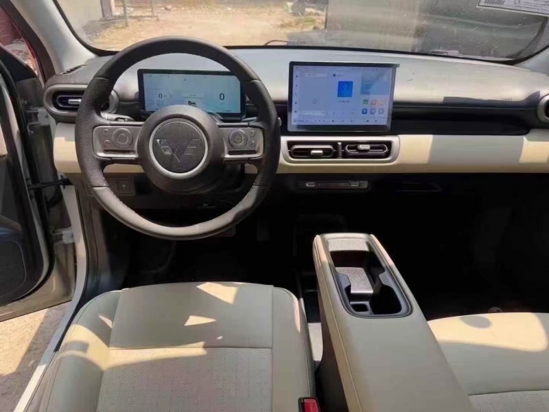 菏泽25年五菱汽车缤果6