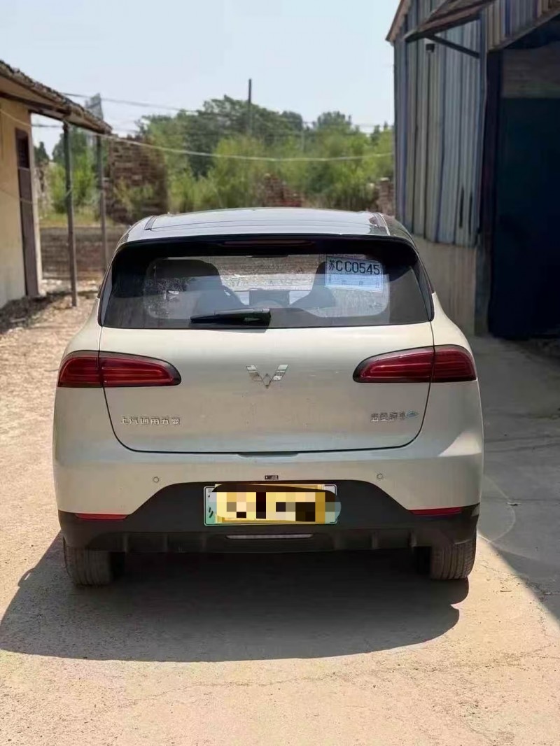 菏泽25年五菱汽车缤果9