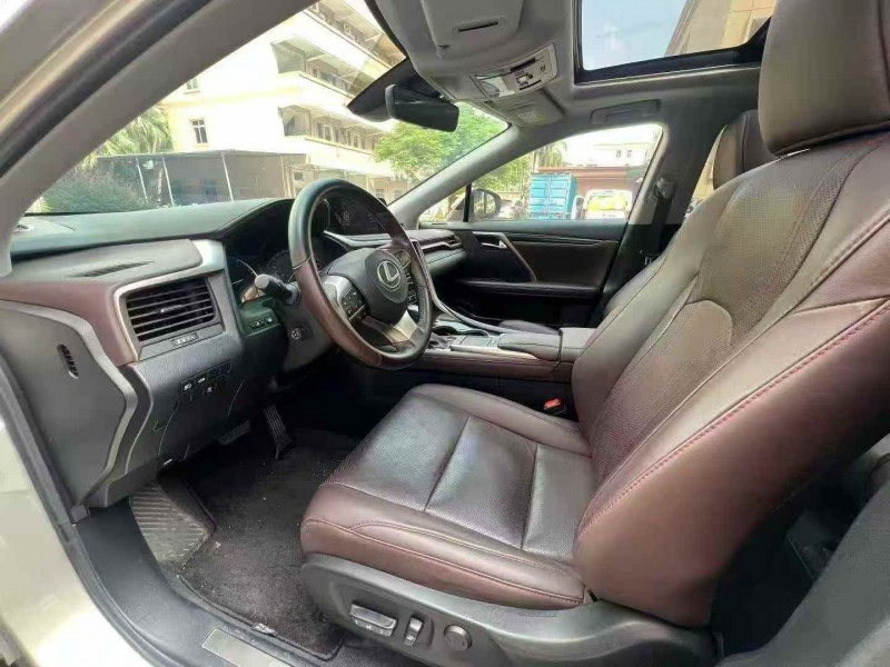 广州19年雷克萨斯RX8