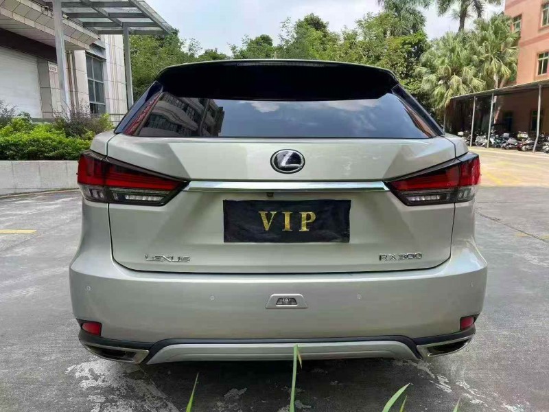 广州19年雷克萨斯RX9