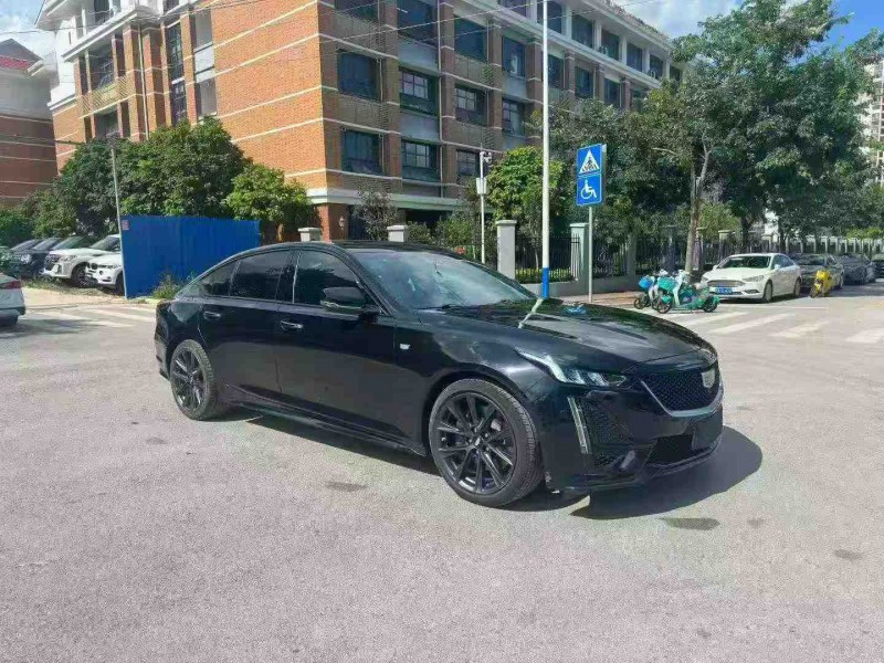 南宁21年凯迪拉克CT52