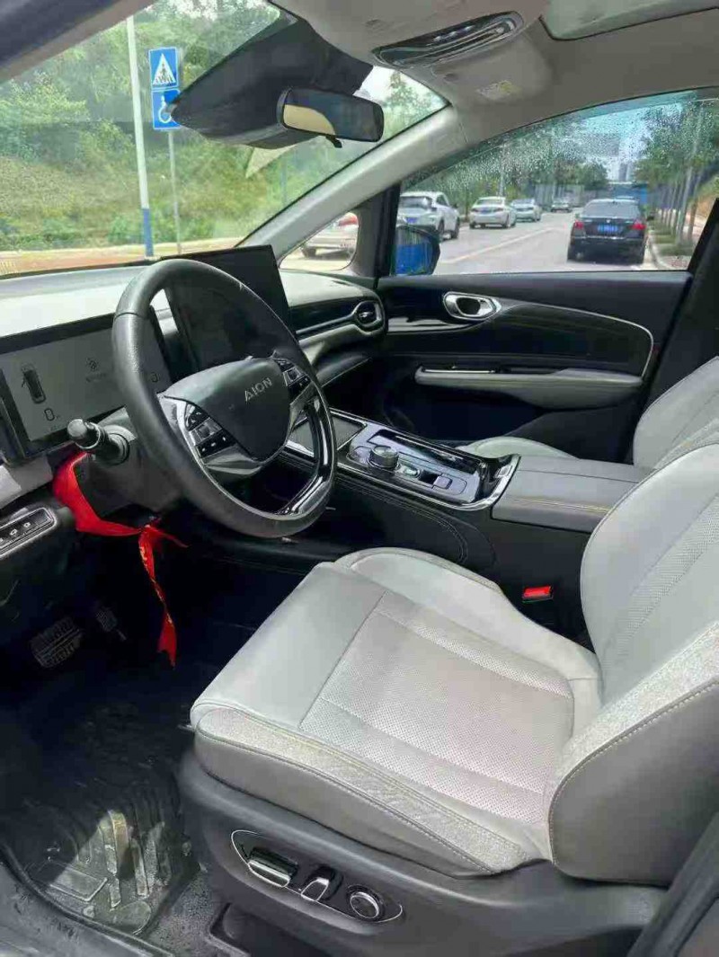 南宁22年传祺埃安V4